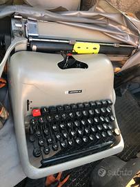 Macchina da scrivere