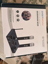 Microfoni nuovi con mixer integrato