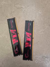 RAM 16 GB (2X8)