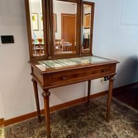 Scrittoio con specchio