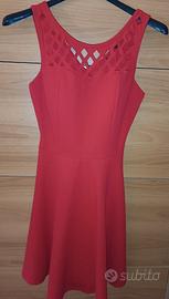 Vestito rosso con fiocco Zuiki