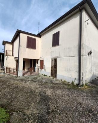 CASA INDIPENDENTE A RIPI