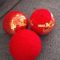 Palline di Natale all'uncinetto 