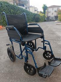 Carrozzina pieghevole