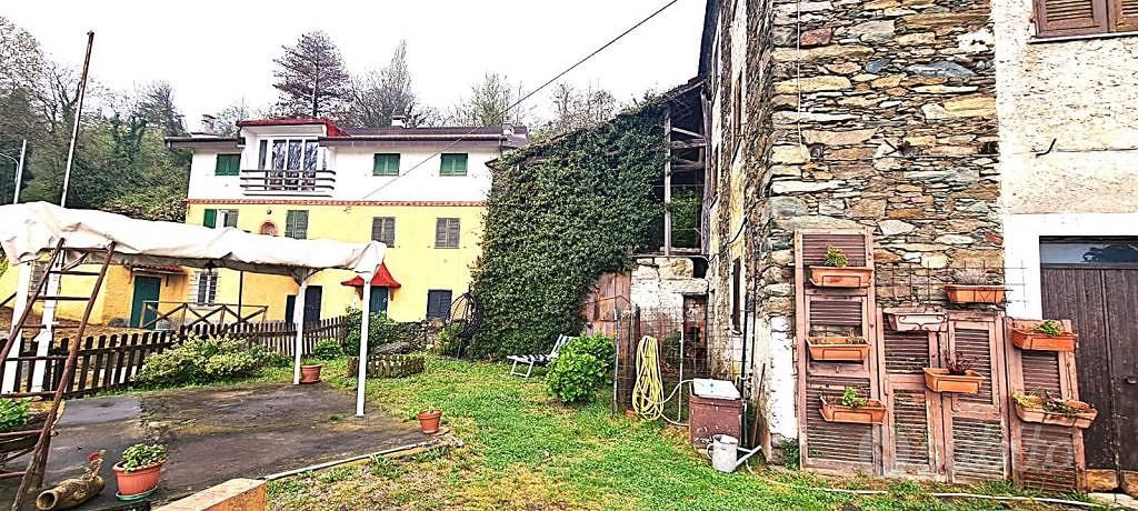 Rustico / Casale di 100 m² con 4 locali a Varazze - Vista 2
