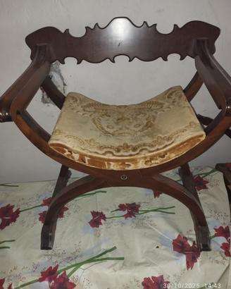Sedie  “poltroncina” legno
