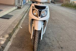 Keewey outlook 125cc