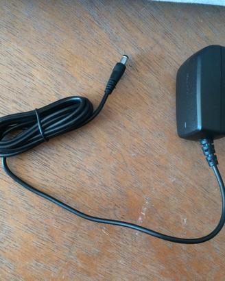 Alimentatore modello TE241-12100W-1