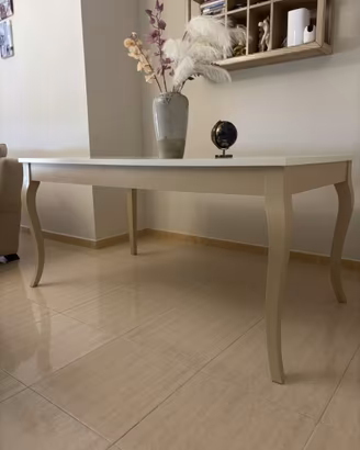 Tavolo soggiorno allungabile