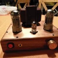 Amplificatore per cuffie a valvole
