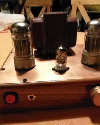 Amplificatore per cuffie a valvole
