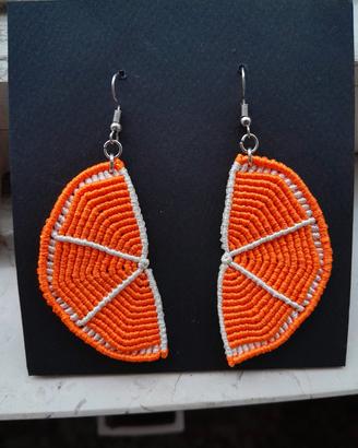 Orecchini arancia macramé