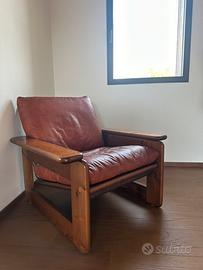 Poltrona legno pelle stile Tobia Scarpa