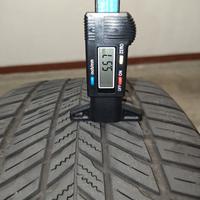 Gomma MOMO pneumatico 4 stagioni 225/40 r18