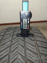 Gomma MOMO pneumatico 4 stagioni 225/40 r18