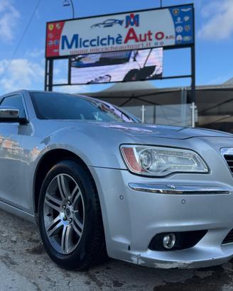 LANCIA THEMA 3.0 MJT II 240 CV PLATINUM EDITION