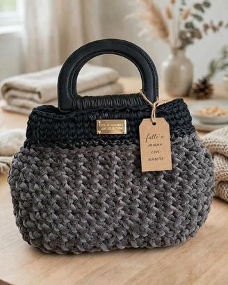 PERLA NERA- Borsa Uncinetto Puffy collezione Milan