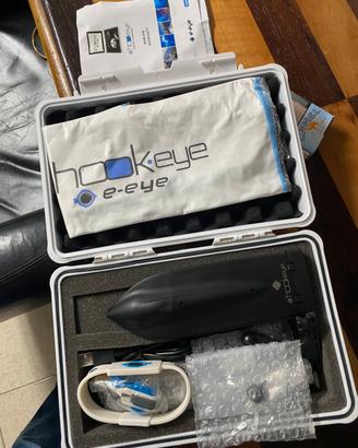 Telecamera subacquea hook-eye