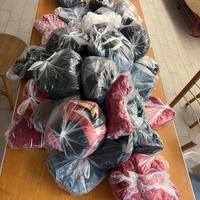 Lotto da 10kg di vestiti donna NO grandi Brand