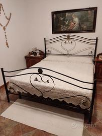 Testiera struttura letto matrimoniale 