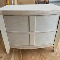 Comodini in legno massello frassino nuovi