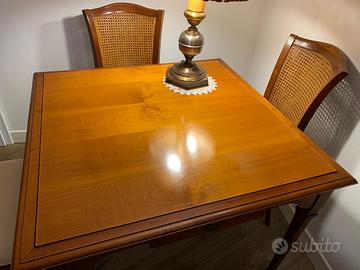 Tavolo in legno