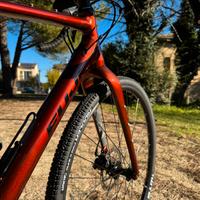 Fuji Jari 2.1 taglia 52 NUOVA