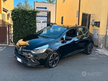 Renault Clio 1.0 BENZINA ALLESTIMENTO MOSCHINO FIN