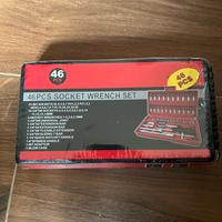 Set di attrezzature di riparazione nuovo