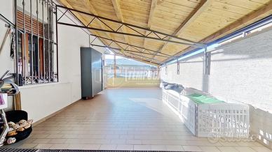 MERAVIGLIOSO QUADRILOCALE CON AMPIO TERRAZZO