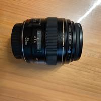 Canon EF 85mm f/1.8 USM