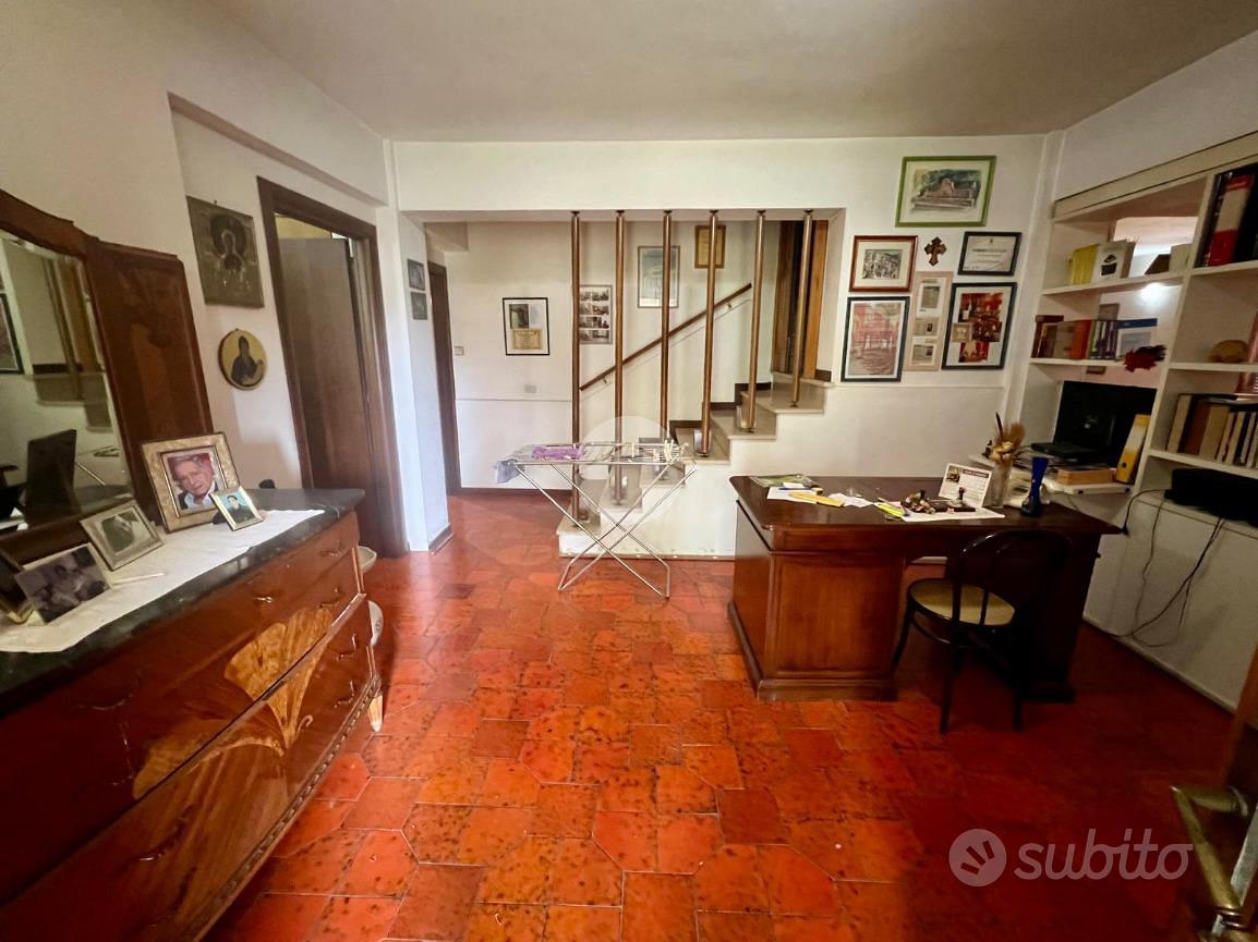 Apartment in Mendicino, San Bartolo - Altro