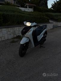 sh 125 sport 2010