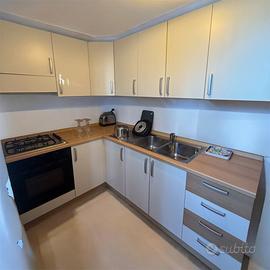 Cucina componibile angolare + elettrodomestici