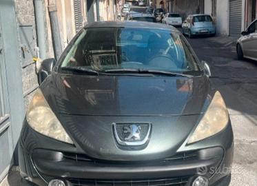 Peugeot 207 1.6 90 CV anno 2097