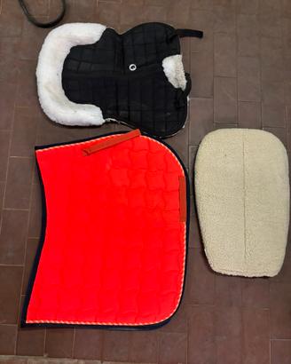 Sottosella con presenti due agnellini