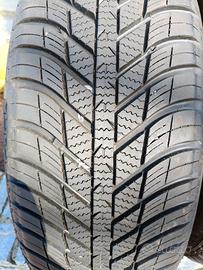 Pneumatici 4 stagioni  215/60 R17 96H