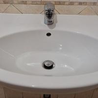 Lavandino Vitra e rubinetto Grohe