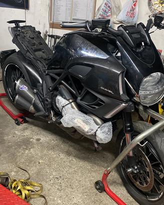 Smembro ducati diavel