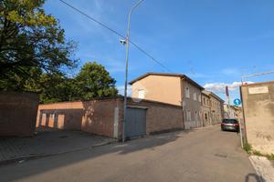 CASA SEMINDIPENDENTE A ARGENTA