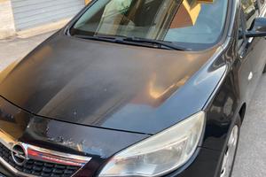 Opel Astra J