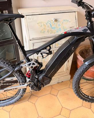 Ebike 720 Wh - Fantic XMF 1.7 Carbon tg. M