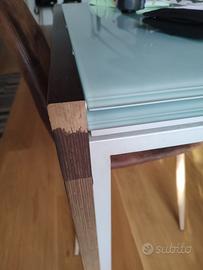 Tavolo scorrevole vetro e legno