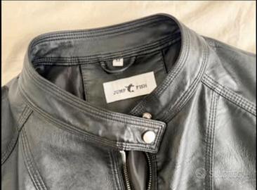 Giacca ecopelle modello femminile Tg M