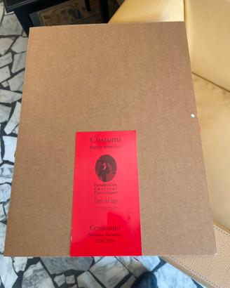 costumi regina schrecker centenario