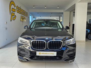 BMW X4 xDrive20d Business Advantage tua da €379,