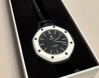 Royal pop swatch