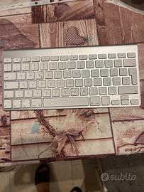 Tastiera Apple