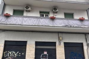 Locale artigianale in via Messina,Catania