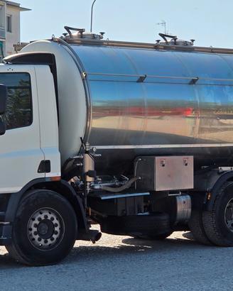 Camion cisterna per latte DAF CF 2010
